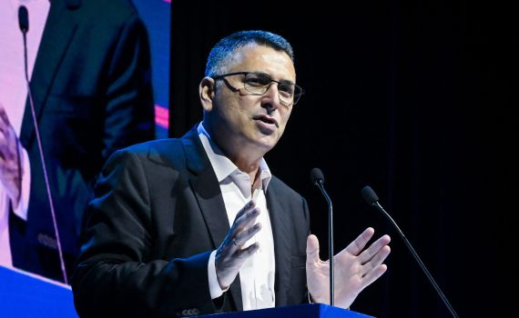 סער: תומך בעקרון של תחב"צ בשבת