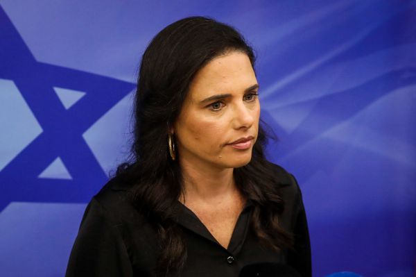 בגלל המראיינים: איילת שקד ביטלה ראיון בערוץ 14