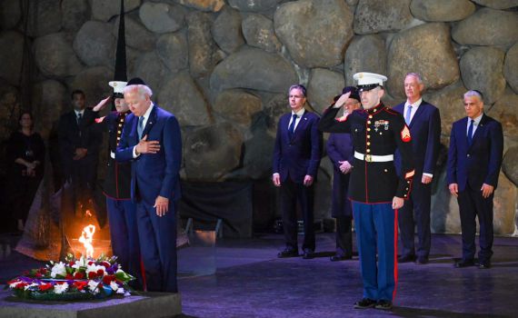 צפו: הנשיא ביידן מגיע לביקור ביד ושם