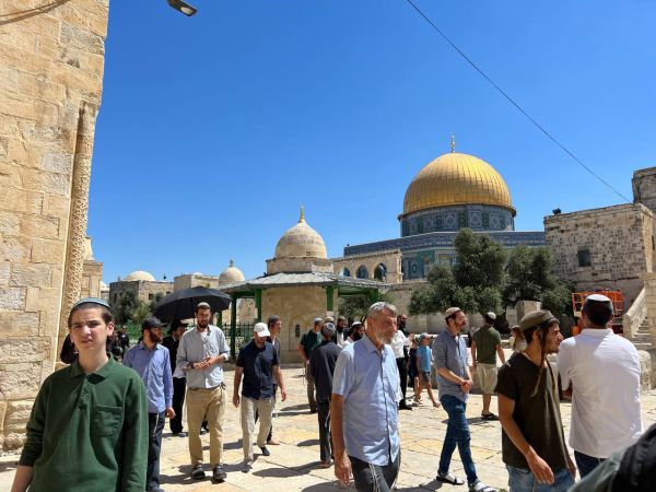 עשו "קריעה": מאות עלו להר הבית לציון י"ז בתמוז