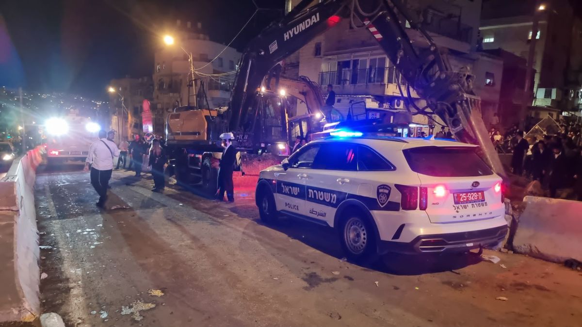 מאות חרדים חסמו את בניית הרכבת הקלה בירושלים