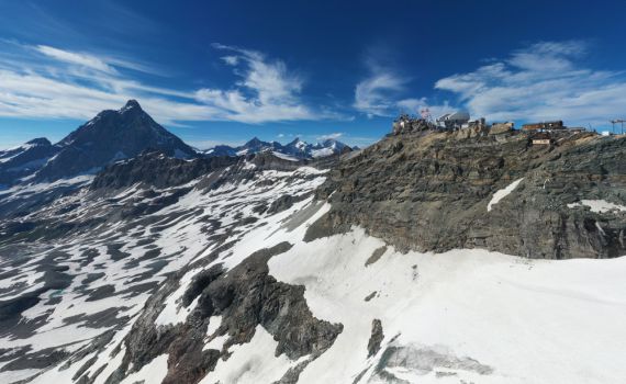 קרחון נמס הזיז את הגבול בין איטליה לשווייץ