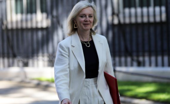 ליז טראס מברכת את סונאק: "זוכה לתמיכה מלאה שלי"