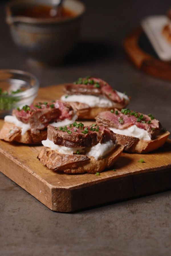 מושלם לפתיחת השבוע: קרוסטיני ברביקיו