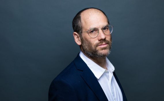 "אני נצחי": אהרון רזאל בסינגל חדש