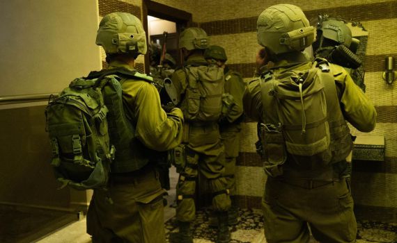 לוחם צה"ל נפצע מיידוי אבנים בגוש עציון