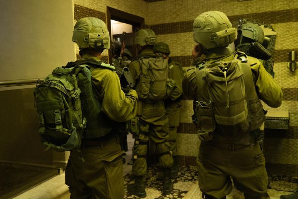 לוחם צה"ל נפצע מיידוי אבנים בגוש עציון