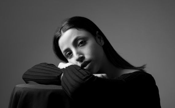 "בן אדם": טוהר גדסי בשיר חדש לימי הסליחות