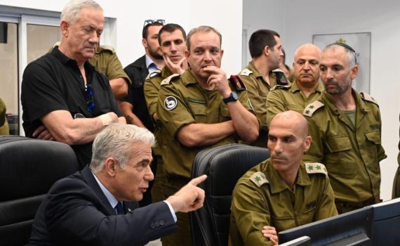 רוה"מ לפיד ביקר בפיקוד דרום ועוטף עזה