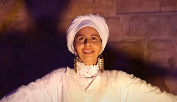 שינוי קריירה? ענבל אור הוציאה סינגל