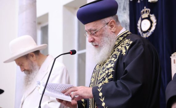 ב'יזדים' התקיימה תפילה לרפואתו של הרב שלום כהן