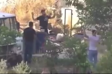 בתום חילופי אש: המחבלים יצאו עם הידיים למעלה |צפו