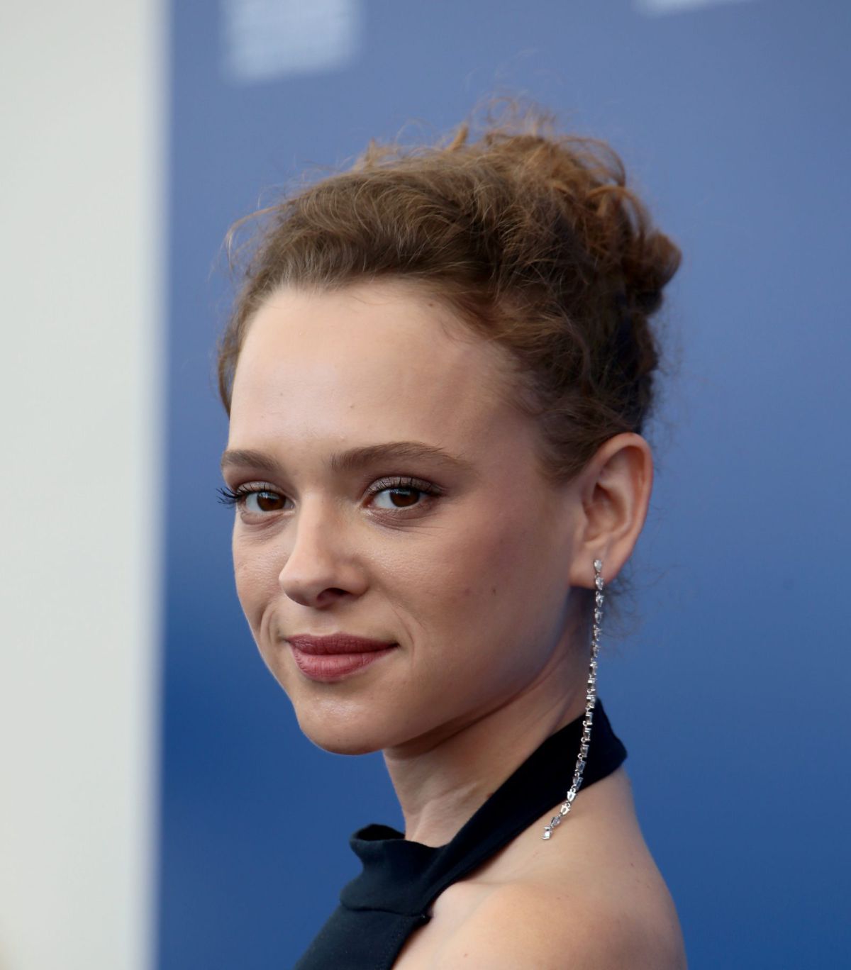 שירה האס נפרדת: "ברת מזל שזכיתי לגדול תחת כנפייך"