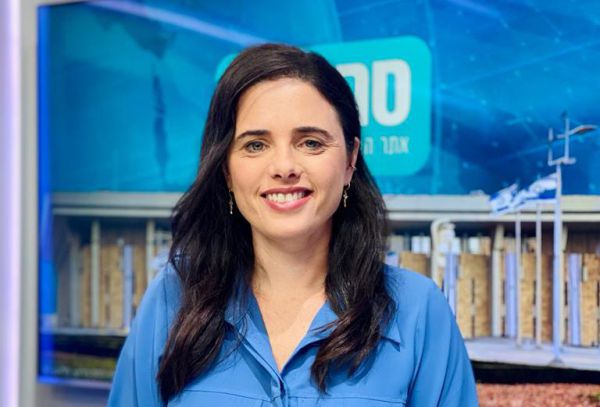 שקד: "זה לא מגוחך לשאול למה אני לא מתחייבת?"