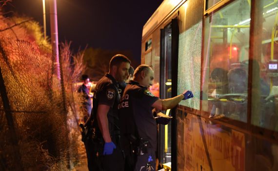 פיגוע ירי ליד הכותל: שבעה פצועים, שניים במצב קשה