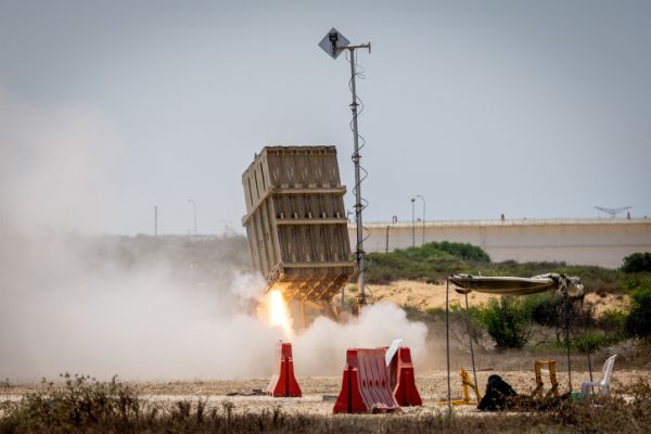 מטח כבד לגוש דן, השפלה והשרון: 5 בני אדם נפצעו
