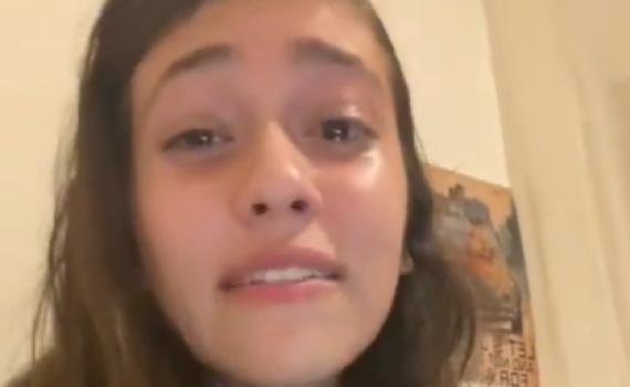 באמצע הסרטון | הדר מוכתר פרצה בבכי. צפו