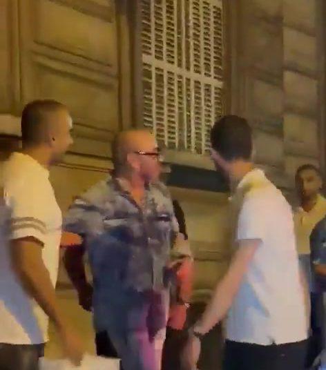 מלך מרוקו עושה בושות בפריז? צפו ותכריעו