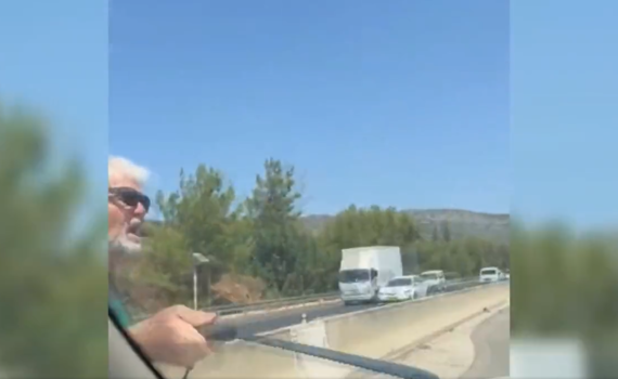 צפו: תקף נוסעים עם מצ'טה; "חשבתי שזה פיגוע"