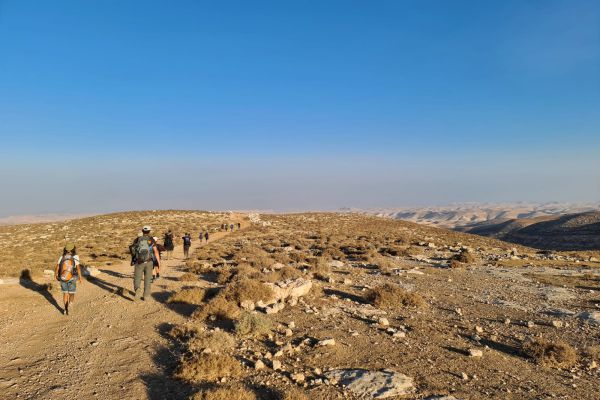 קול קורא לנדוד: מסע אהבה למדבר