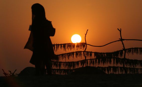 כל קרוואן הוא סיפור: "אמצע שום מקום" // ביקורת ספרים