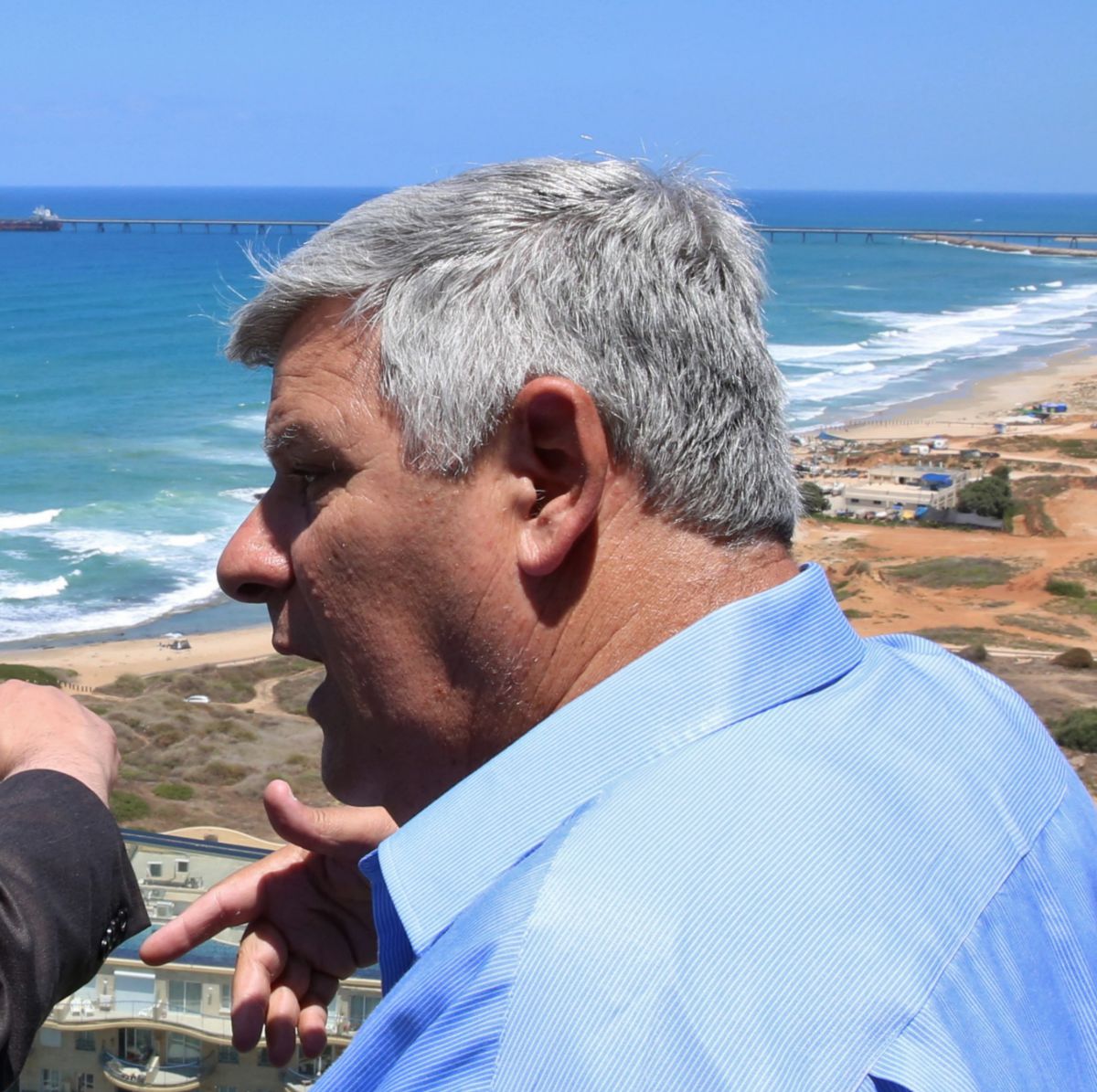 מכה ליועמ״שית: ראש עיריית חדרה יחזור לתפקידו