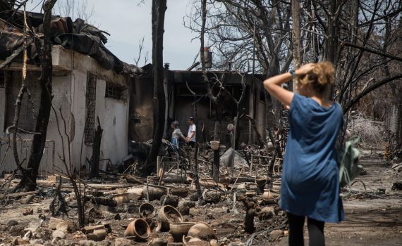 מה תקח כשהבית שלך עולה באש? | "הרגיש סרט אימה"