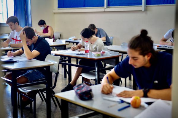 סופר נגד רפורמת הבגרויות: ״הזנחת החינוך היהודי״