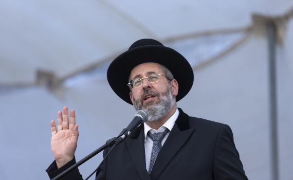 הרב הראשי מחזק: "לשנאת חינם יש מחיר כבד"