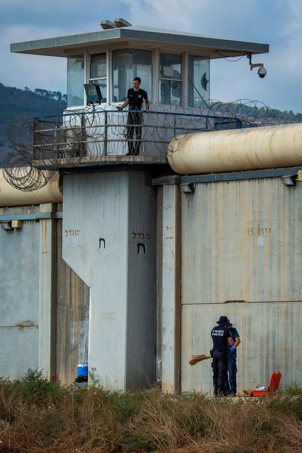 6 אסירים ביטחוניים פתחו בשביתת רעב