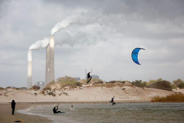 תיעוד: לוחמי חיל הים סיכלו 5 מחבלים בחוף זיקים