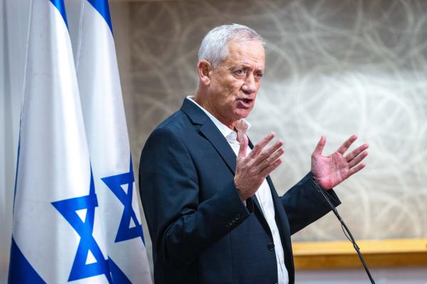 מכה לגנץ | היועמ"שית: אין אישור למינוי בממשלת מעבר