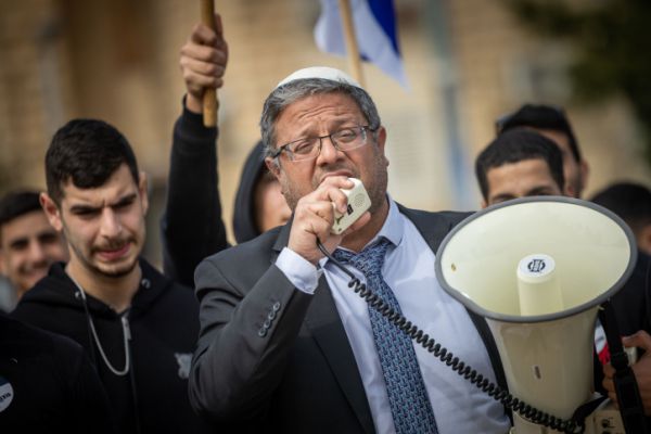 מאחורי האהדה: הצצה למערך השטח של בן גביר