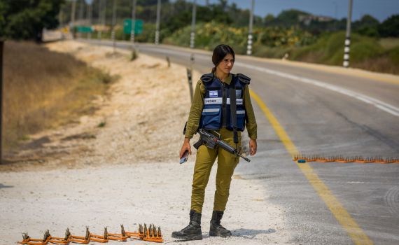 אנחנו בעוצר ולפיד יוצא לחופשה: "יורק לנו בפנים"