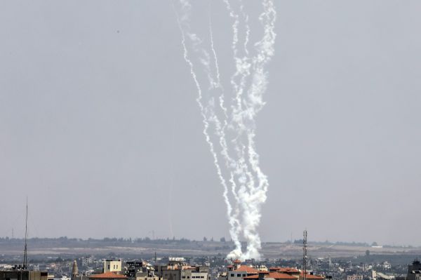 הירי נמשך: פגיעה ישירה באשכול, אזעקות באשקלון