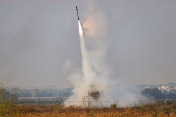 סופ"ש לא שקט: בוצעו 380 שיגורים לעבר ישראל