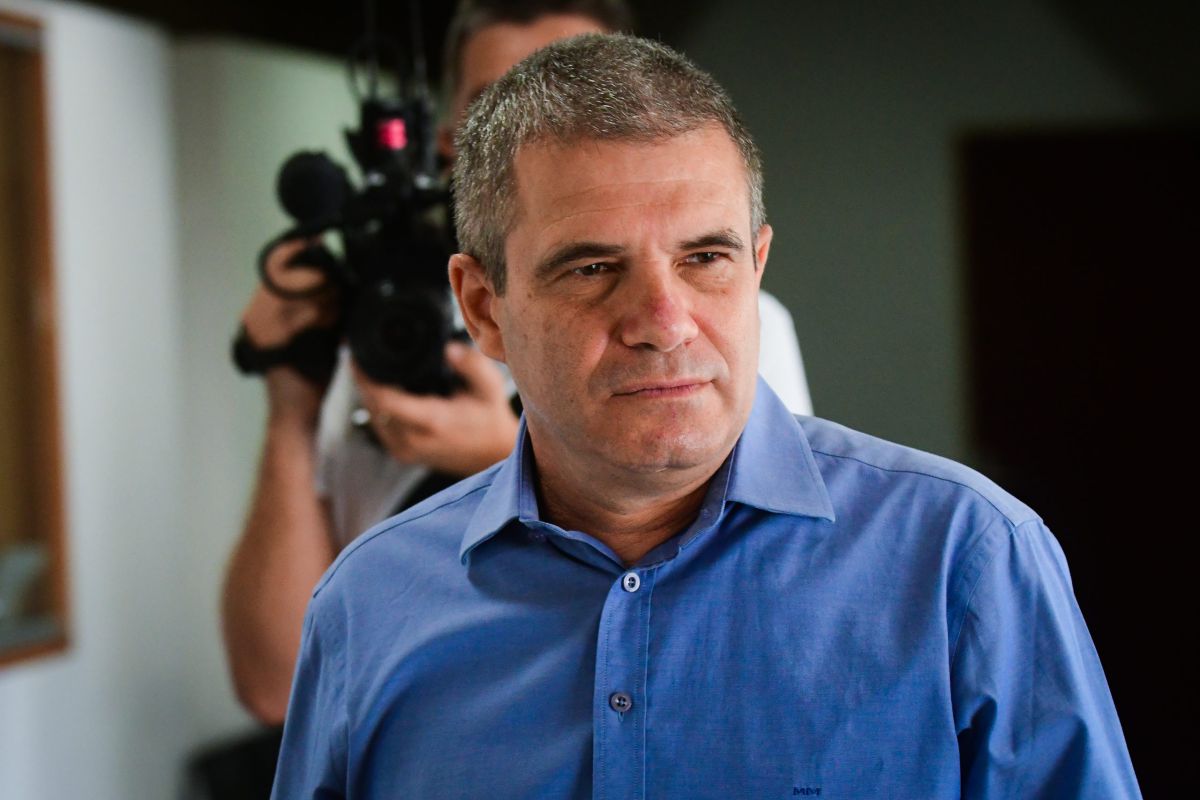 פטור ממכרז: המינוי של גל הירש יאושר רשמית