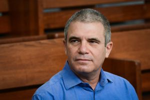 גל הירש: "עינב צנגאוקר איימה עליי ברצח"