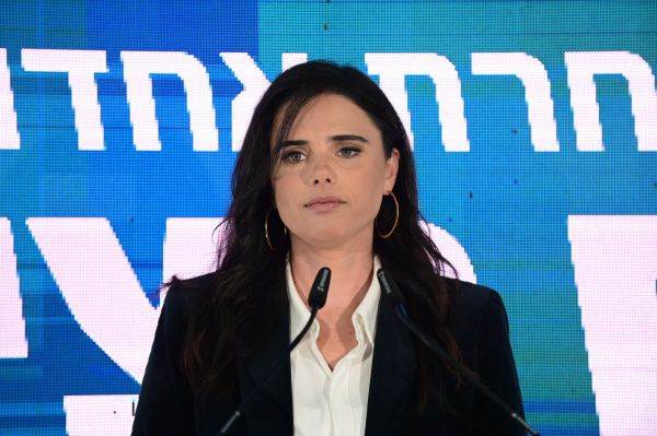 אורבך: "שקד צריכה לפנות למגזר, יועז הנדל לא שם"