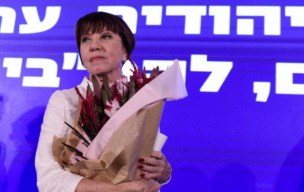 ללמוד מהשמאל: רק לא זהבה גלאון