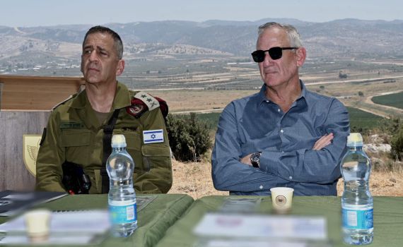 גנץ באיו"ש: נפגע במי שמבקש לפגוע באזרחי ישראל