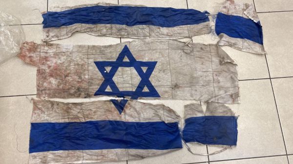 תושב הפזורה הבדואית השחית דגל ישראל ונעצר