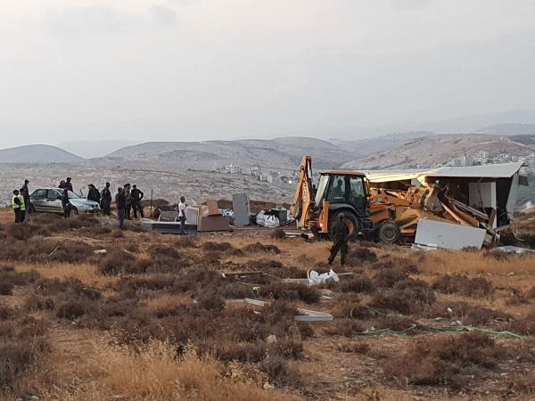 פינוי ביישוב רמת מגרון: "זרקו אותנו עם התינוקת"