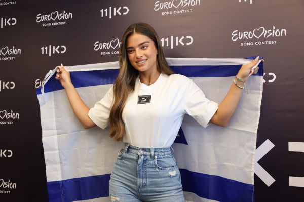 נועה קירל: "עם ישראל מאחוריי, אני יוצאת לדרך"