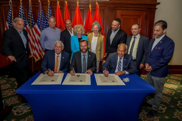 הסכם ערים תאומות בין מועצת בנימין למחוז נסאו