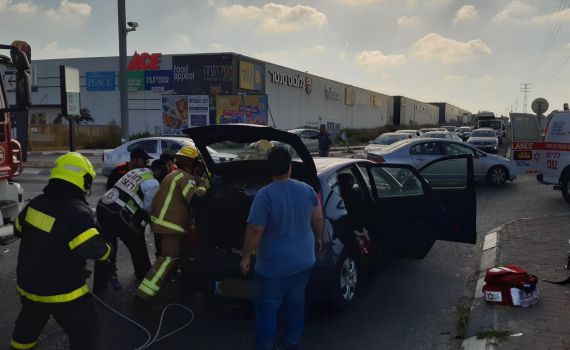 תאונת דרכים סמוך למבקעים, שמונה פצועים