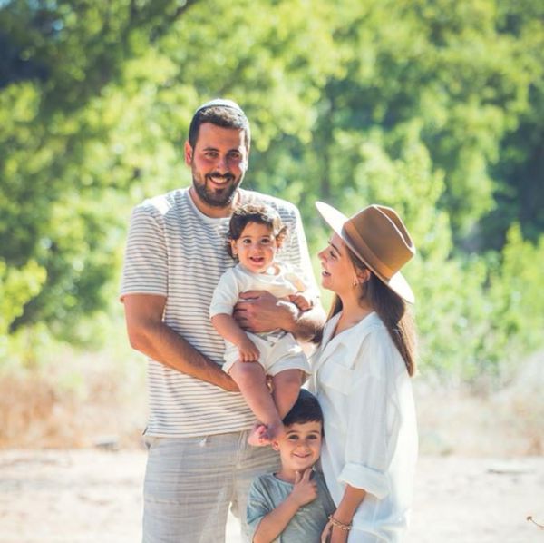 צפו: עבדו על עומר אדם וביימו הצעת נישואים על הבמה