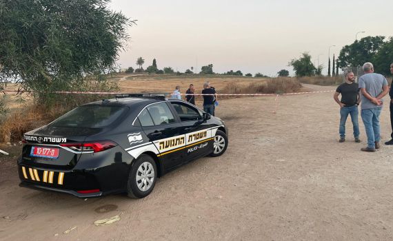 חשד לרצח ברחובות: אישה אותרה ללא רוח חיים בשדה