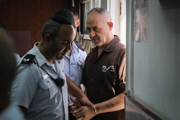 כתב אישום נגד בכיר הגא"פ שמעצרו הוביל לעלות השחר