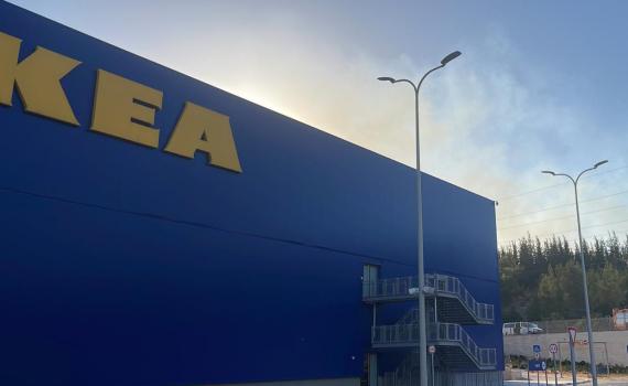 השריפה ליד בית שמש: איקאה פונתה לזמן קצר